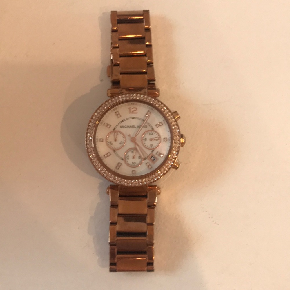 Michael Kors Parker Rose Gold Watch - Picture 2 of 4